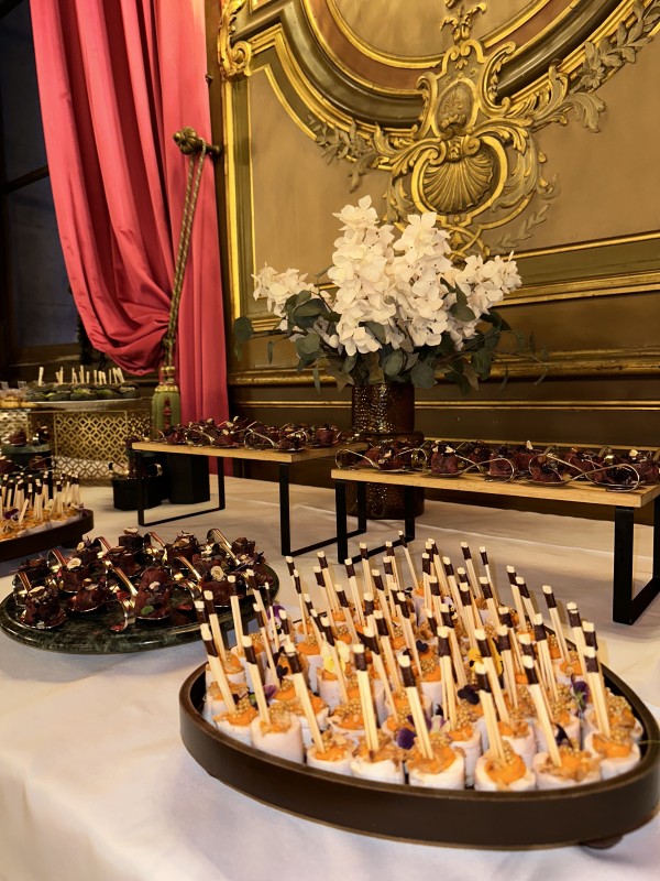 Traiteur casher pour une soirée professionnelle à Marseille dans les Bouches-du-Rhône